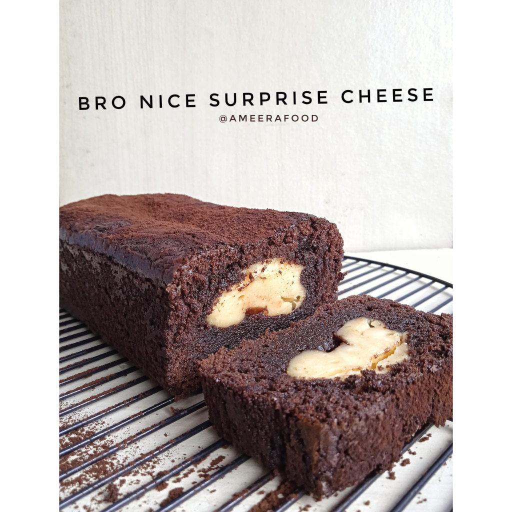 

Bronice Surprise Cake