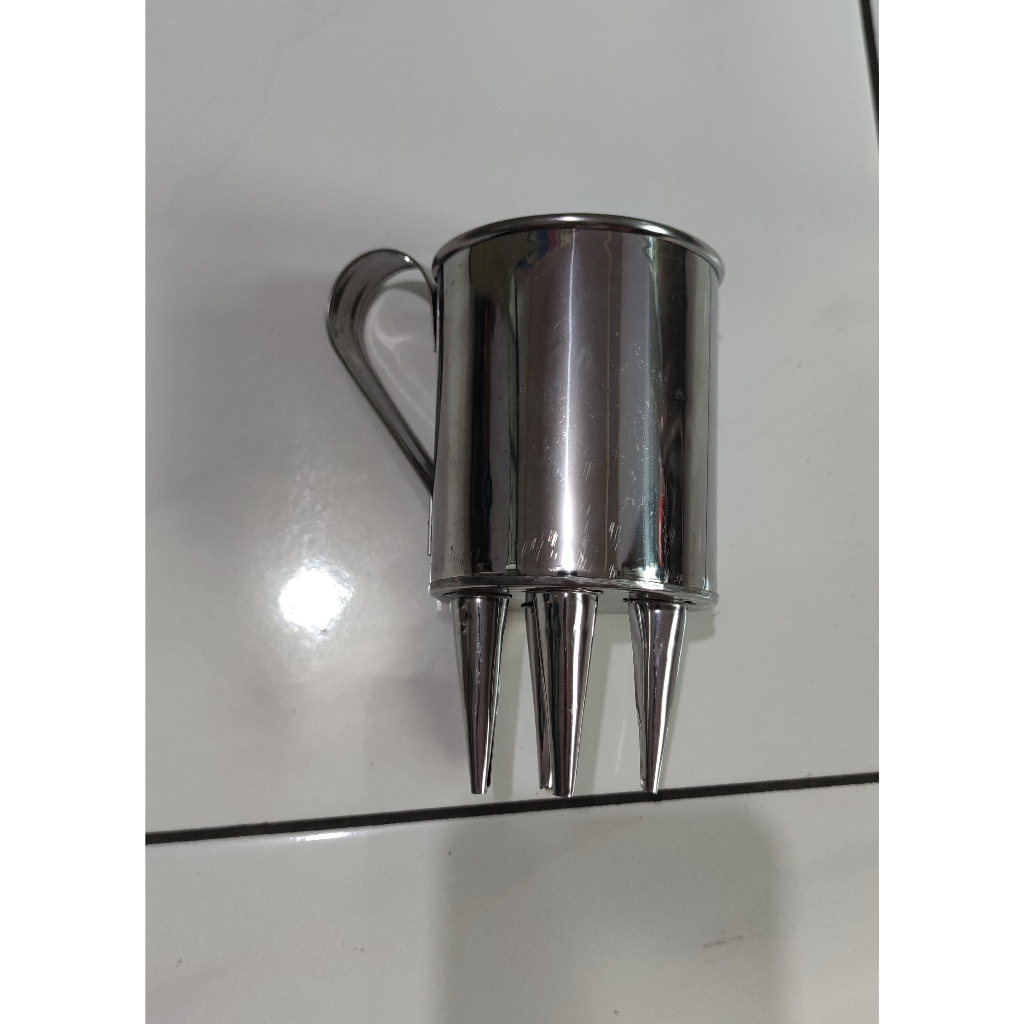 Cetakan roti jala 4 lubang / Cetakan kue jala / cangkir roti jala stainless