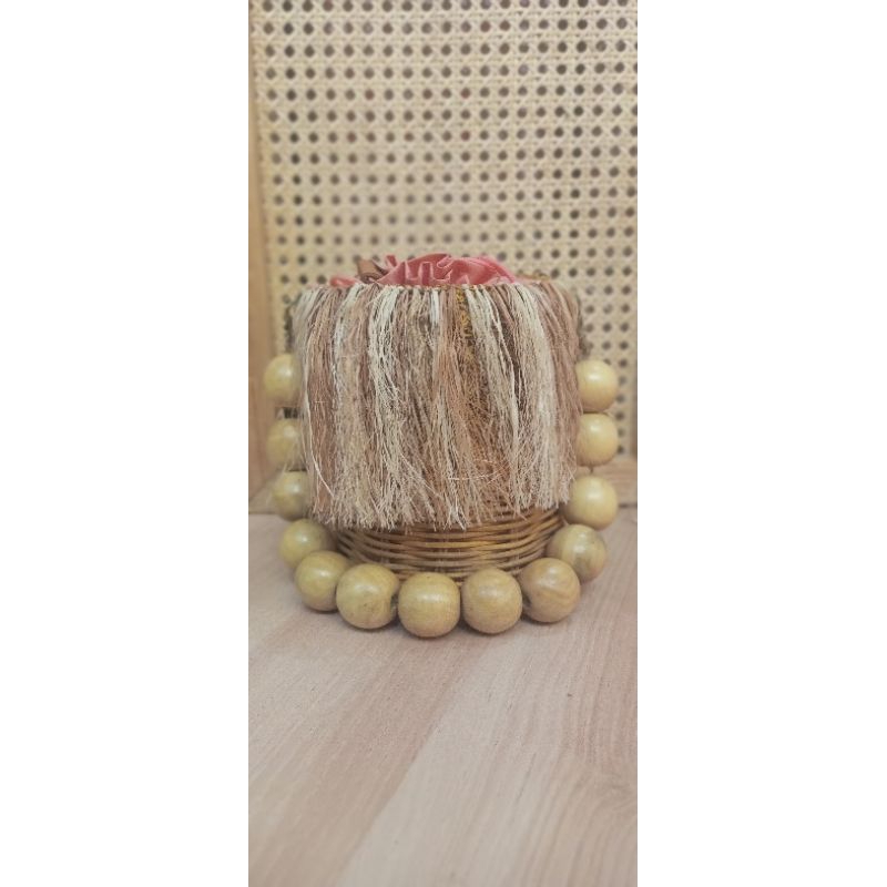Tas Serut Wanita Khas Dayak Daun Doyo