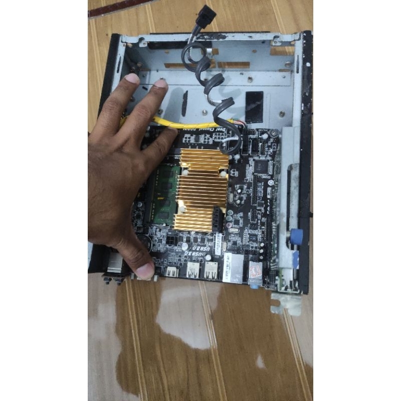 mikrotik x86 intel Celeron j1900