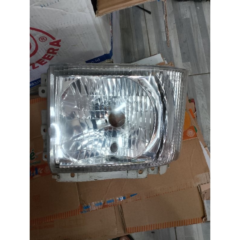 Headlamp lampu depan Isuzu Giga elf NMR Original kiri