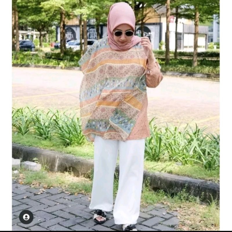 Jenar Top Ria Miranda Danastri PreLoved (PL)