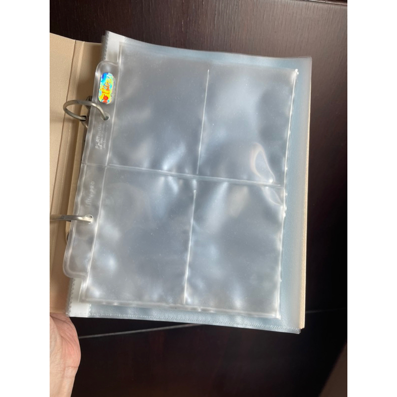 

[PRELOVED] Binder A5 Bantex Hard Cover Beige untuk Photocard with 4p Ultra-pro PVC Free Sleeve Ultrapro