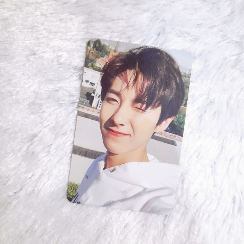 photocard renjun wink empathy reality