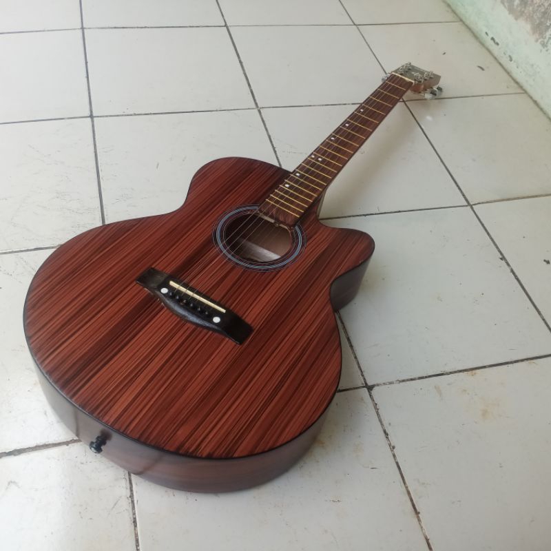 YAMAHA FG225 INSTRUMEN ACUSTIK STRING