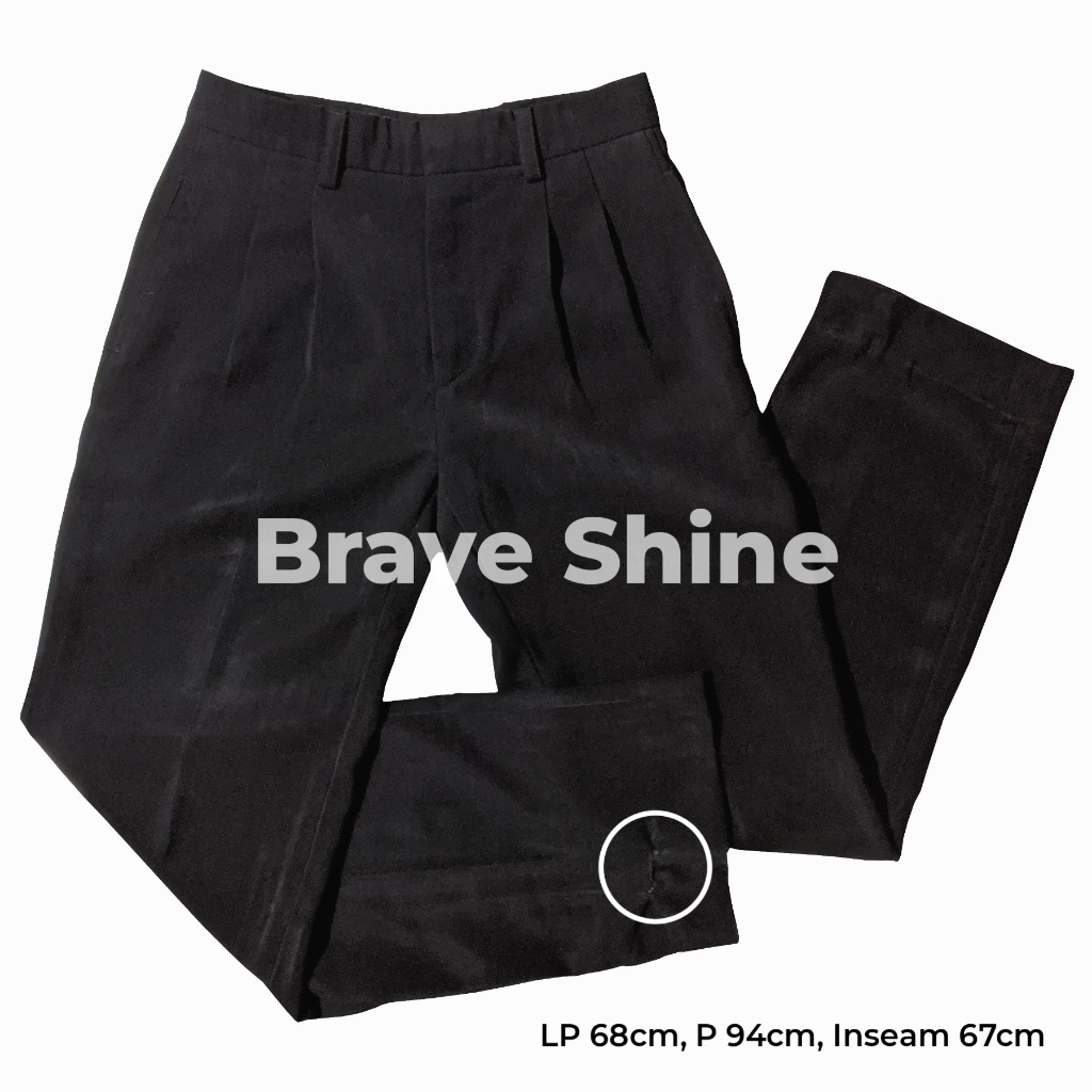 Celana Dasar Pria Warna Hitam