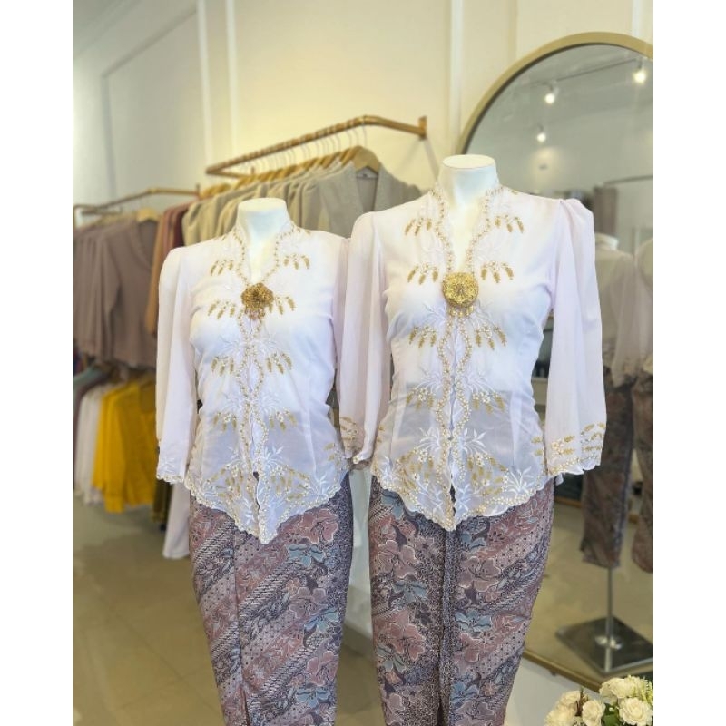 Kebaya Jadi Bordir Tangan Lonceng Model Kartini || Kebaya Adat Bali Modern || Kebaya Adat Bali Kekin