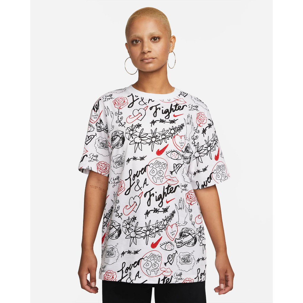 Nike Sportswear Women's T-shirt DX7939