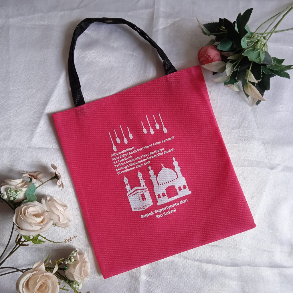 

INDI ADV | GoodyBag Souvenir Haji Umroh Gratis Sablon ukuran 25x26 cm TEBAL