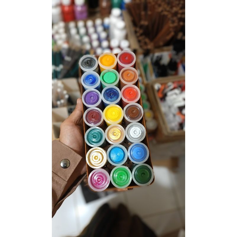 

CAT ACRILIK BOK SIAP PAKE ISI 21 WARNA, CET LUKIS, CET UNTUK KALIGRAFI, CET ACRILIK SIAP PAKE
