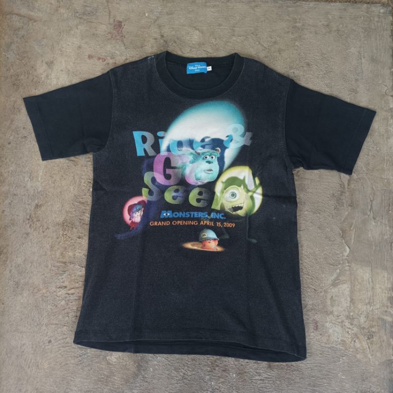 kaos / t-shirt vintage kartun Disney monster inc