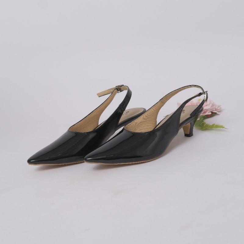 syhafira sandal wanita heels 3 cm lancip hitam Aurel