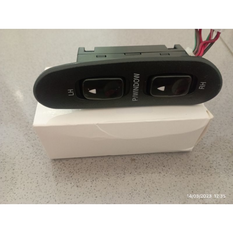 switch-power-window-hyundai-h100/Arya/grace