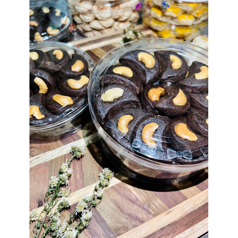 

Kue Kering Lebaran Choco Mede / Putri Salju