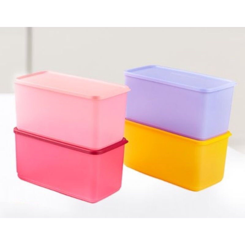 original Fantastic four container 3.1L Tupperware New