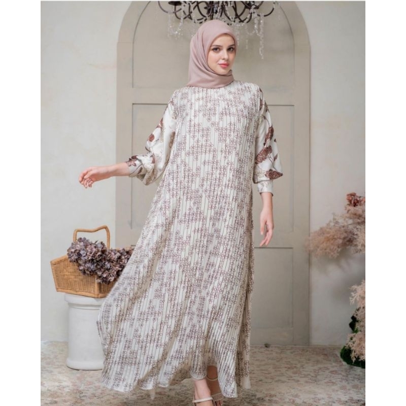 asha pleats dress pearl