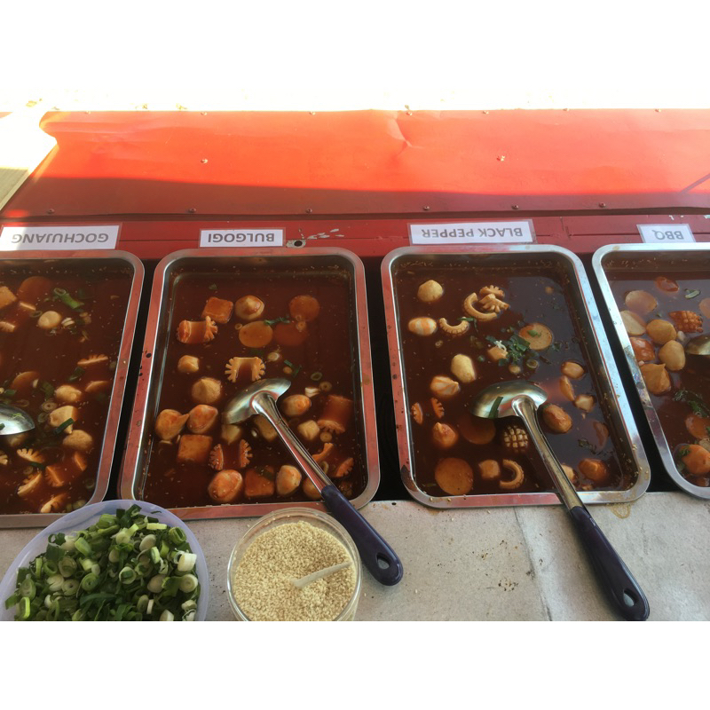 

Saos Gochujang, bulgogi, bbq, dan blackpepper by camcam korean food