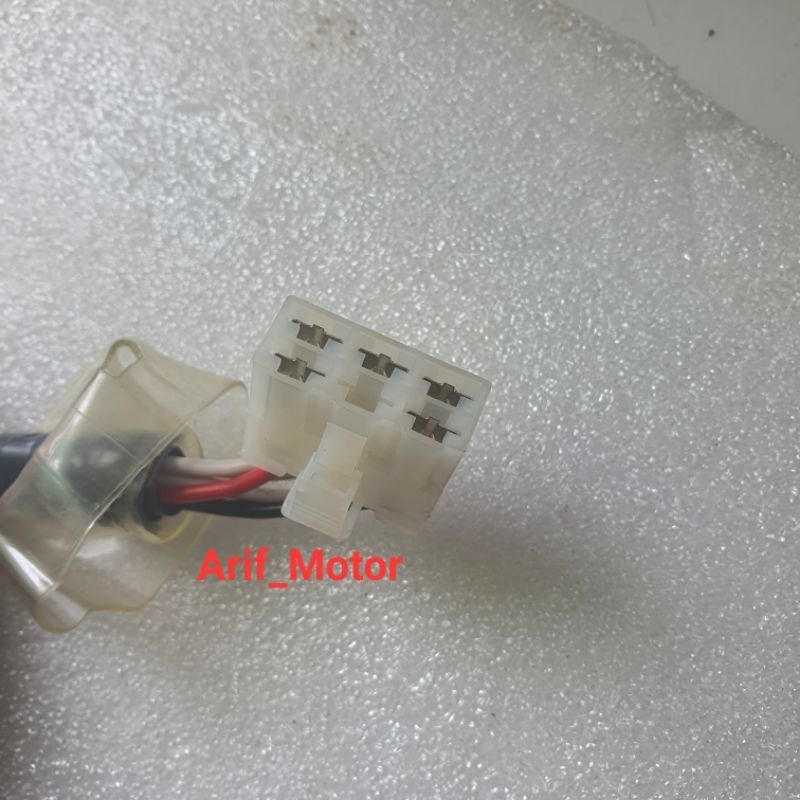 soket socket kiprok regulator yamaha R25 Mt25 original