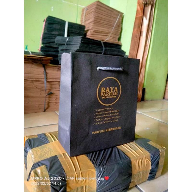 

PAPERBAG Hitam|Coklat Dan PUTIH UKURAN Suka-Suka COSTUM SABLON