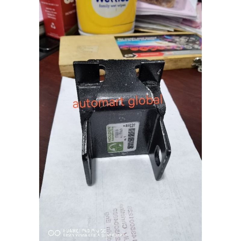 engine mounting dudukan mesin holden premier 1pc