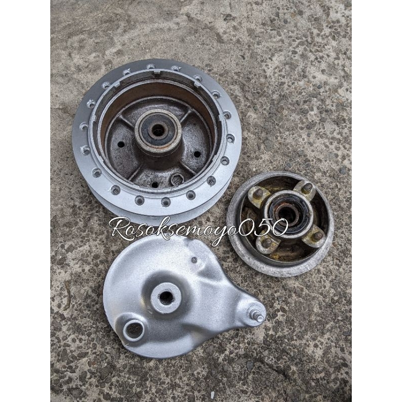 Tromol belakang set c50 c70 c700 c800 supercup s90 69 astra original bekas copotan tromol belakang s