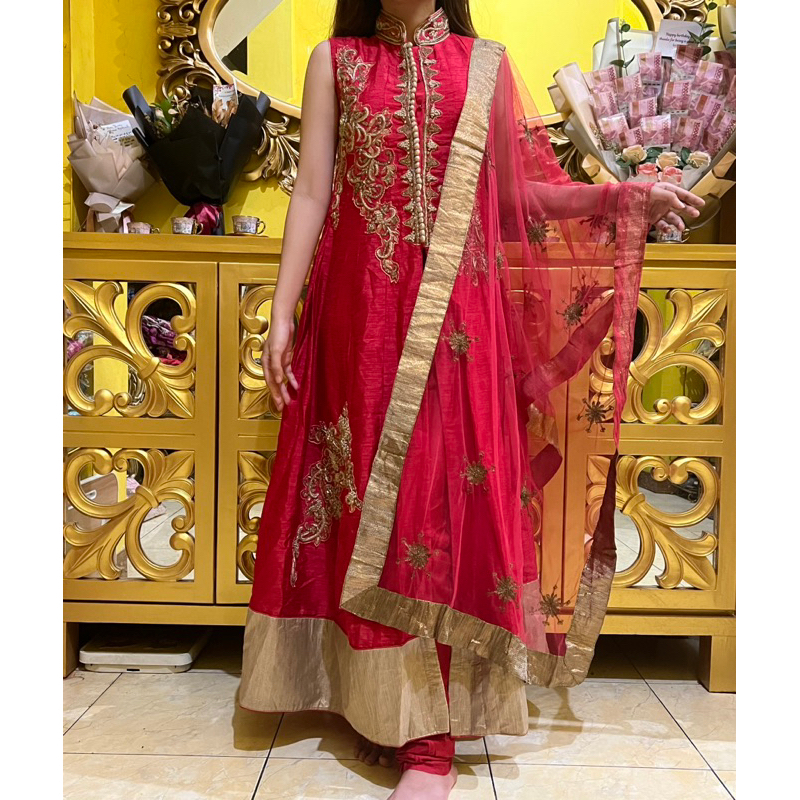 Baju Set Anarkali Mastani