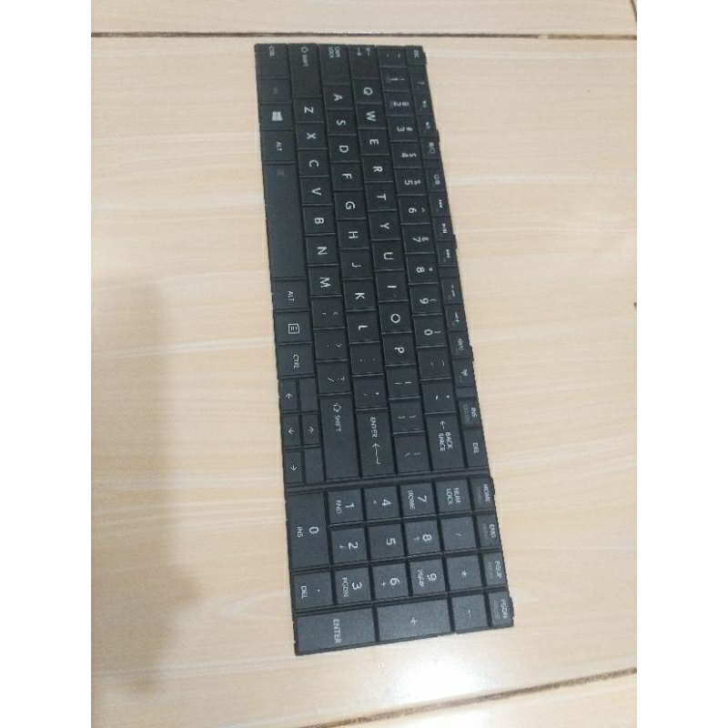 keyboard laptop toshiba satelite C850 series