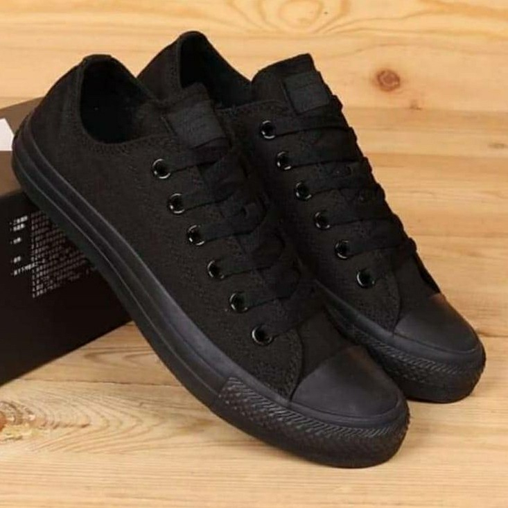 Supplier sepatu Allstar Classic Low Sepatu Sneakers Alstar Convers Pendek Warna Hitam Bahan Canvas