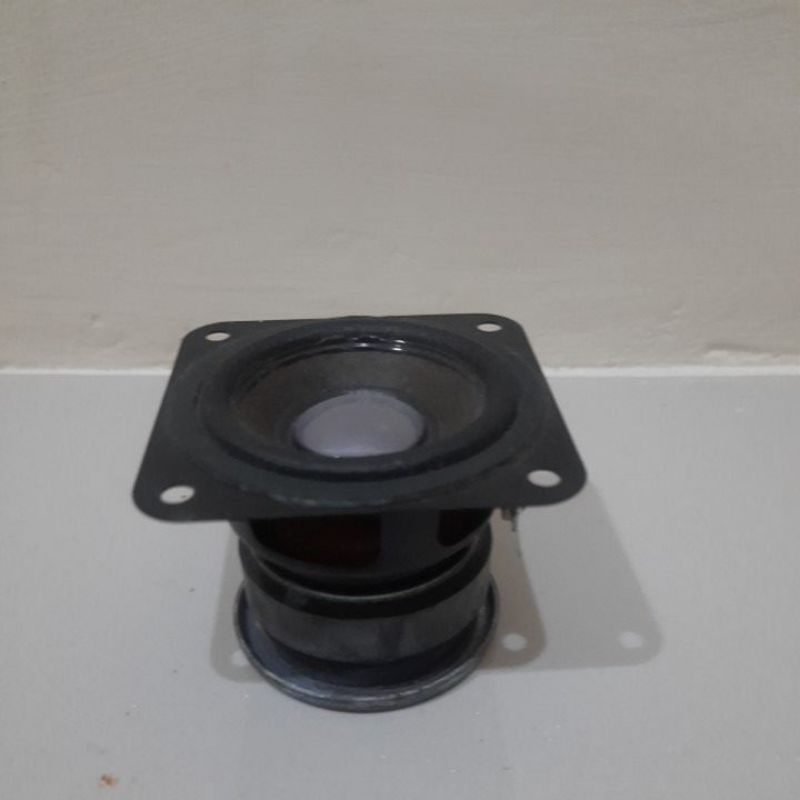 speaker JVC 2.5 INCH