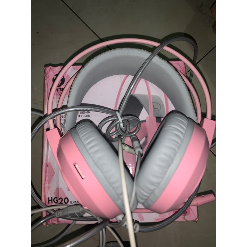 Headset Gaming Fantech Sakura Edition