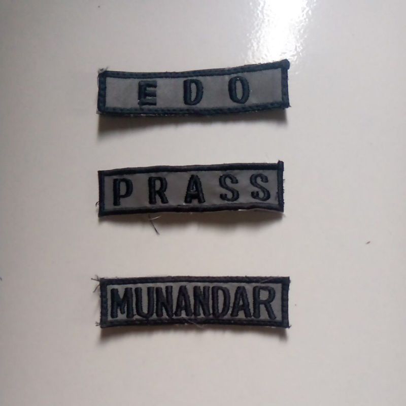 Bordir nama timbul 3D apa saja plus perekat