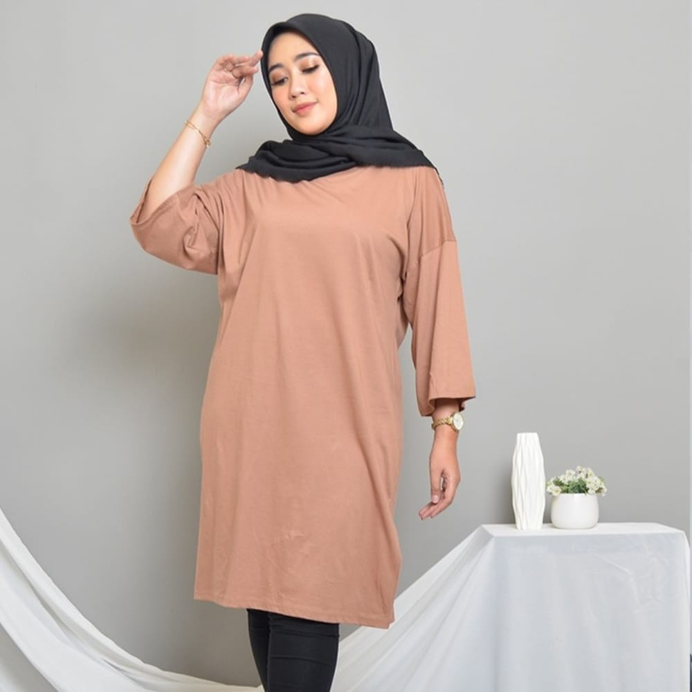 Kaos Oversize Wanita Jumbo Tunik Polos