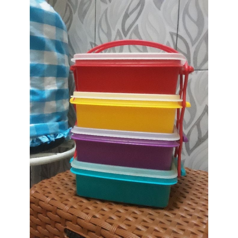 carry all set tupperware