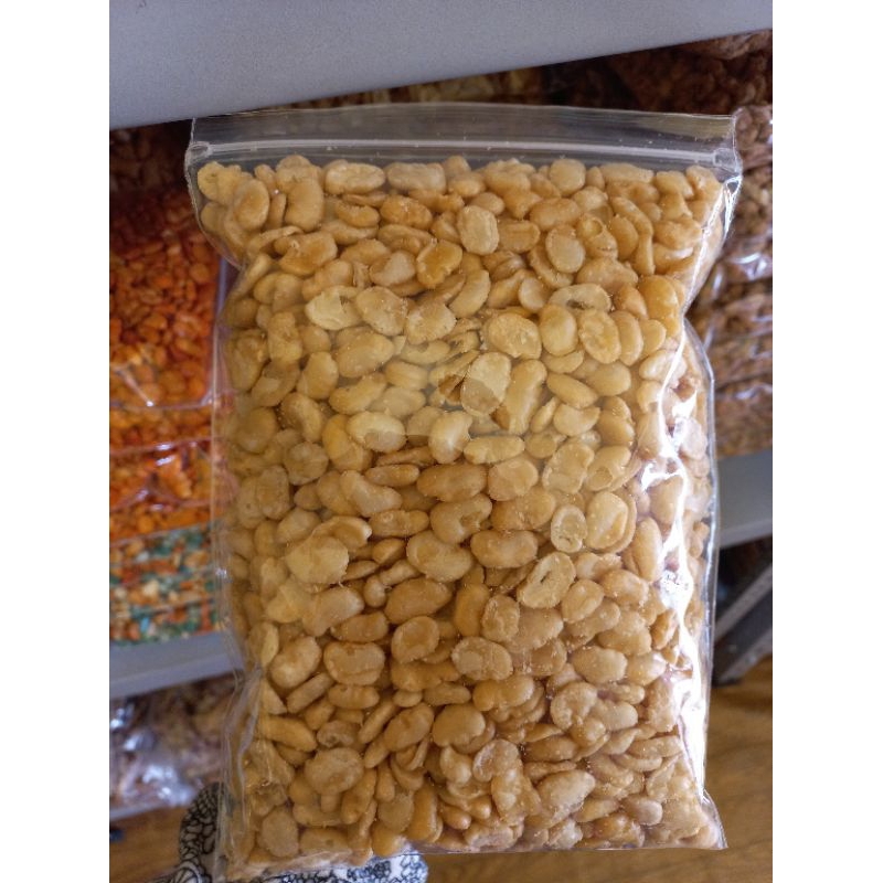 

KACANG KORO