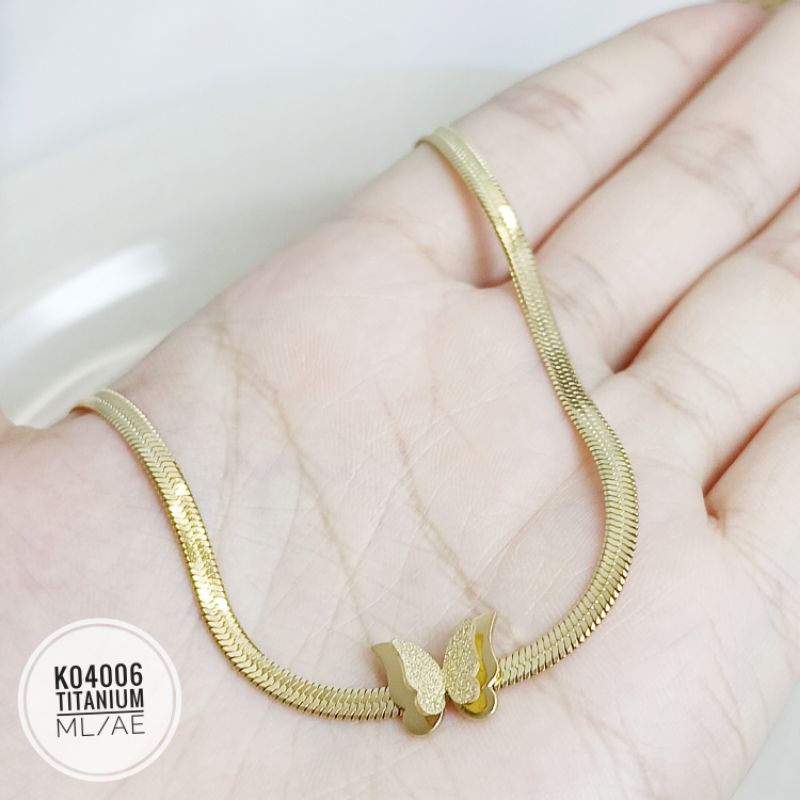 Kalung Choker Titanium kupu gold K04006