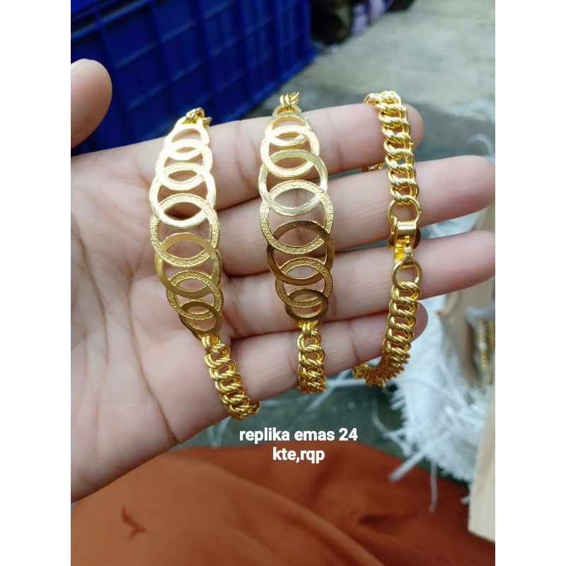 Gelang Herlin dan cincin replika mas 24k best seller,PANJANG REALNYA 18-19CM TERGANTUNG STOK DARI TOKO MAS,KLO MAU DIPENDEKIN PASTI ADA BEKAS POTONGAN,16cm kebawah TIDAK BISA COD