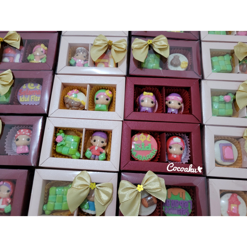 

Coklat Box souvenir Lebaran / THR coklat / Bingkisan Idul Fitri (2sekat) Coklat Lebaran