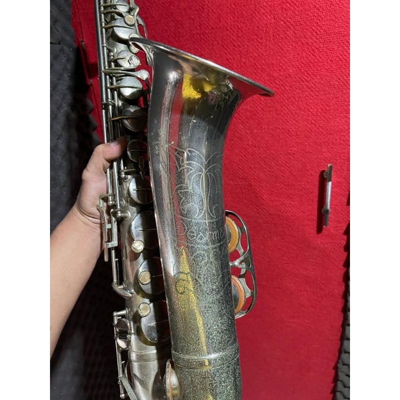 Saxophone Tenor italy