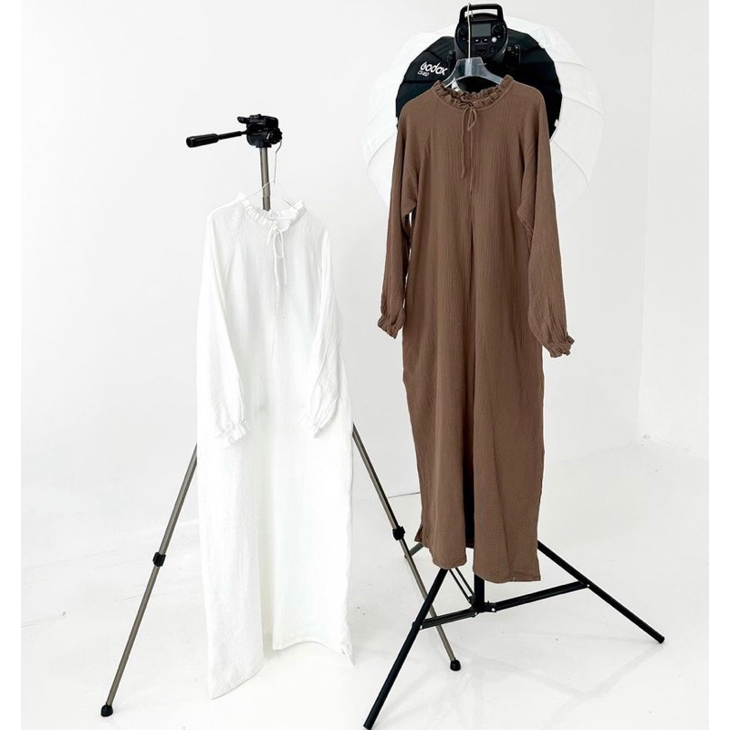 (FREEBOOKED) Lady Abaya by Aqsa modestwear