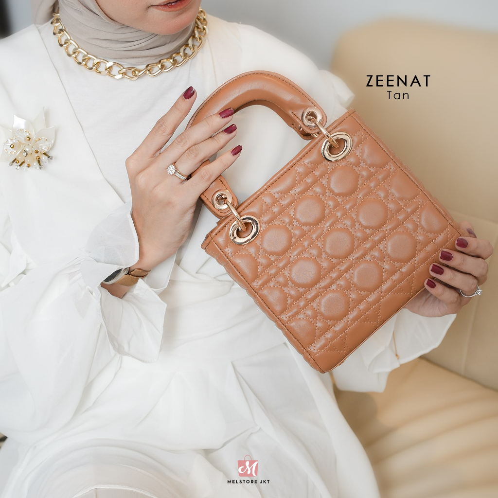 Damelia Zeenat Bag Wanita