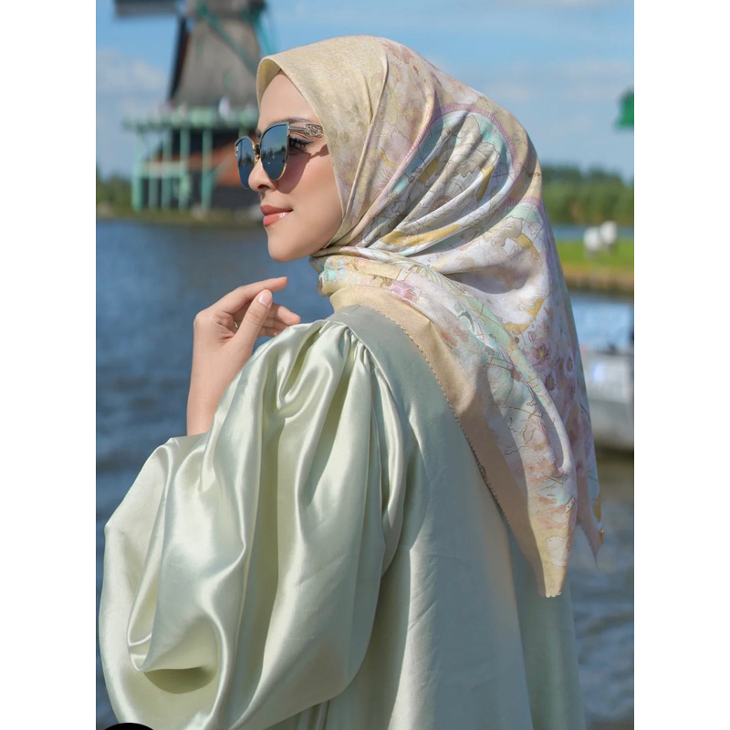 BUTTONSCARVES x Garuda Indonesia THE JOURNEY - JEDDAH