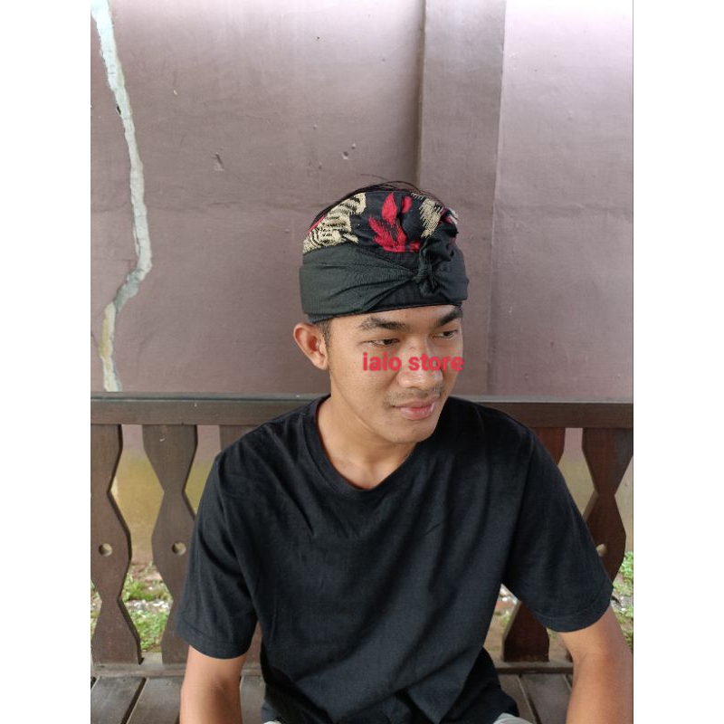 udeng Bali batik motif tenun