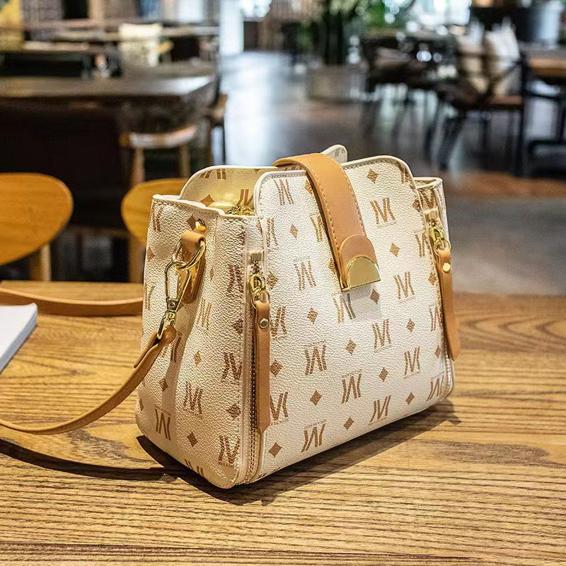 BJ61826 - BEIGE MOTIF M - TAS HANDBAG SLEMPANG IMUT LUCU WANITA FASHION KOREA CHINA IMPORT MODIS ELEGAN TERMURAH TERLARIS TERBARU BAGSTORE JAKARTA TAS BATAM ZC1826