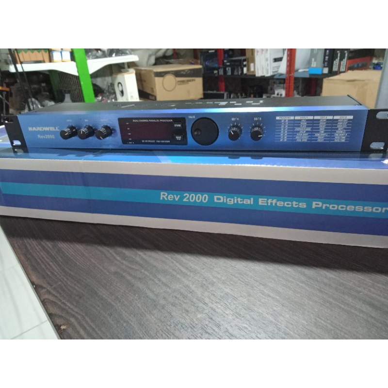 EFEK VOCAL HARDWELL REV 2000