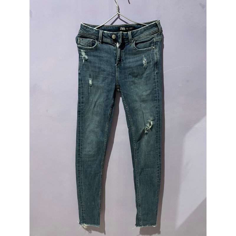 Zara Ripped Jeans