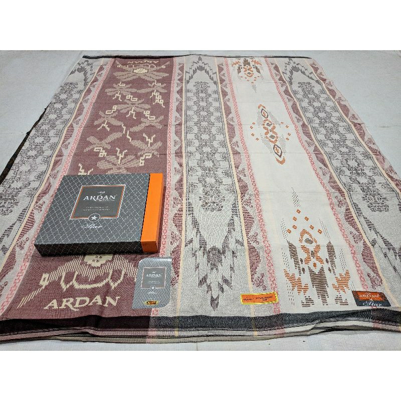 Sarung Ardan JKM Gold Warna Putih