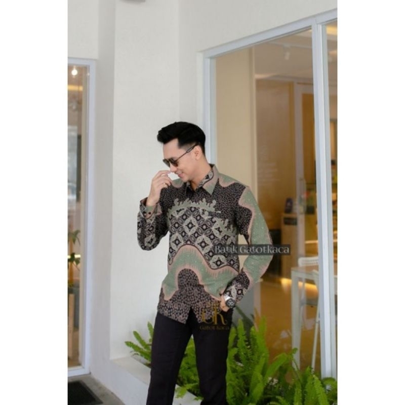 KEMEJA BATIK MODERN SLIMFIT PANJANG BAHUN KATUN HALUS FULL FURING HALUS