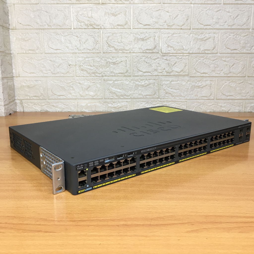 Switch Cisco Catalyst 2960-X Series 48 Port WS-C2960X-48TS-L Gigabit