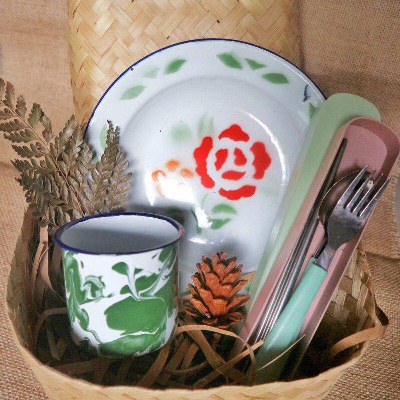 Hampers | Souvenir | Grosiran Piring dan Mug jadul blirik