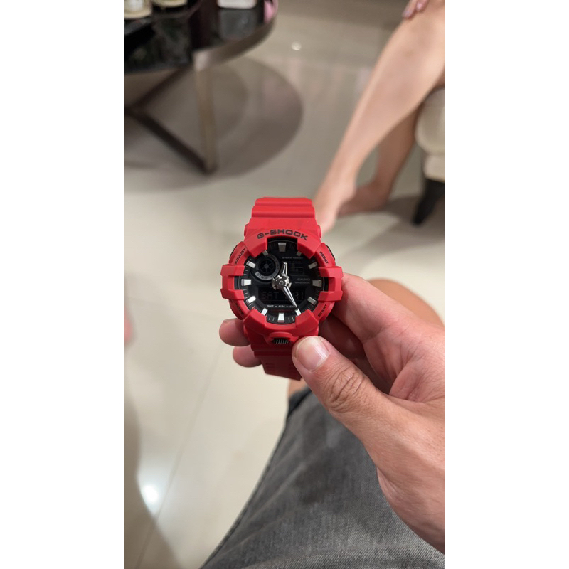 jam gshock warna merah